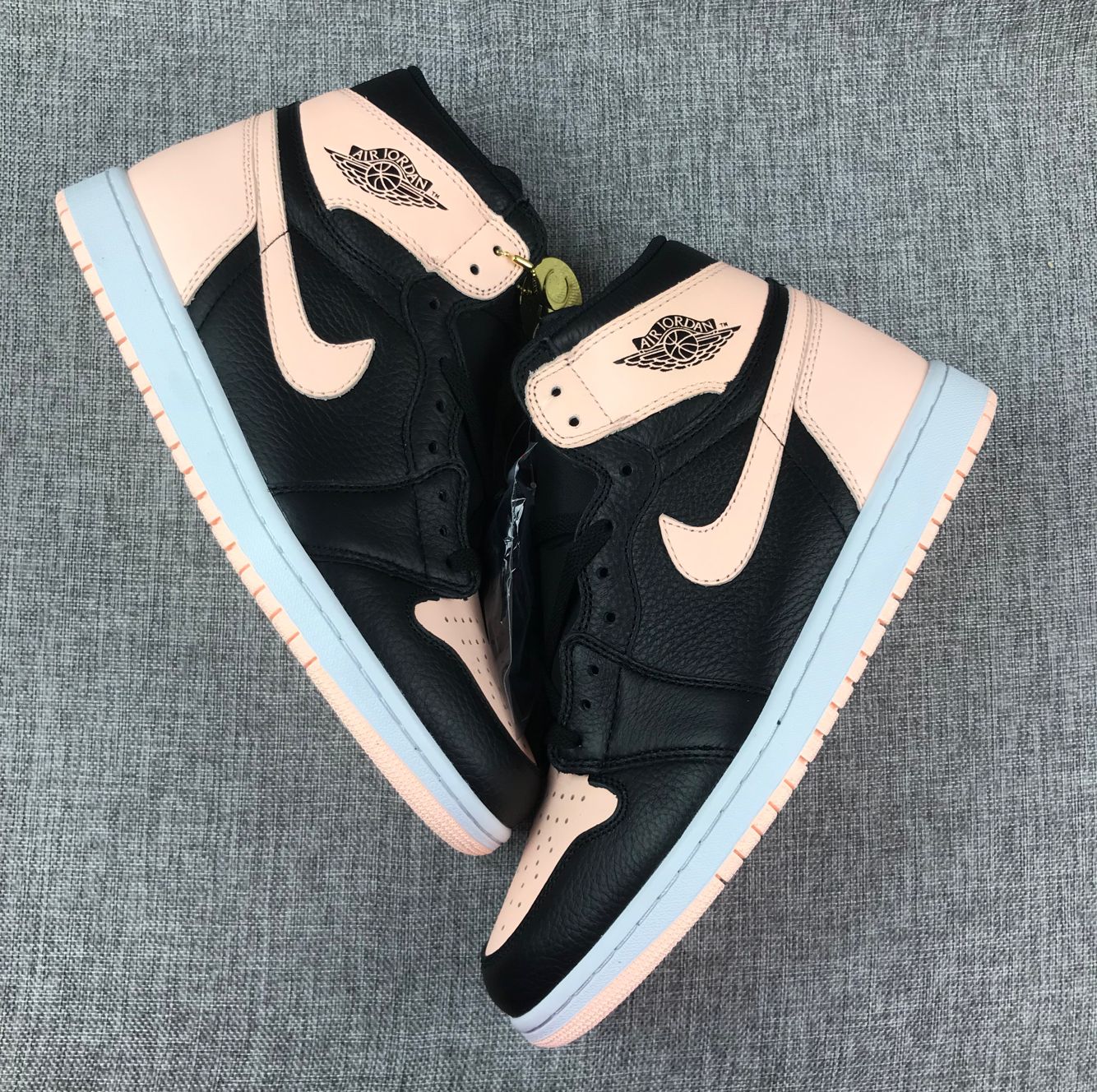 Air Jordan 1 Retro High OG Crimson Tint Black Pink Shoes